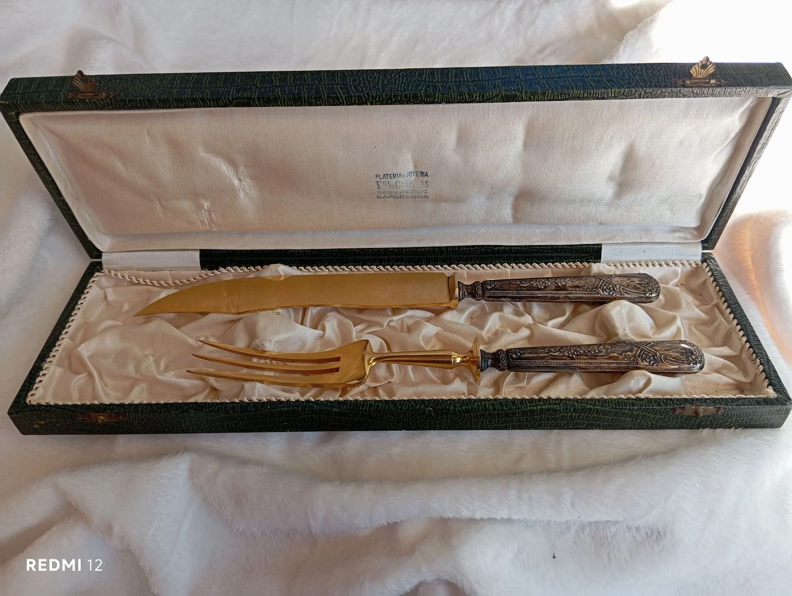 Set de servicio de Pescado/Tarta. Plata 800- Platería Cañellas ( Barcelona)